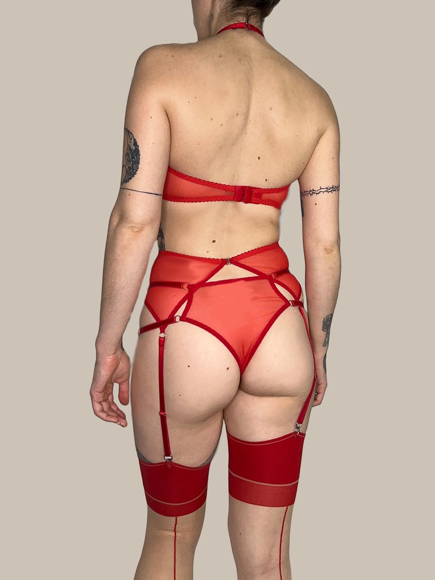 Red Mesh High-Neck Underwire Bra